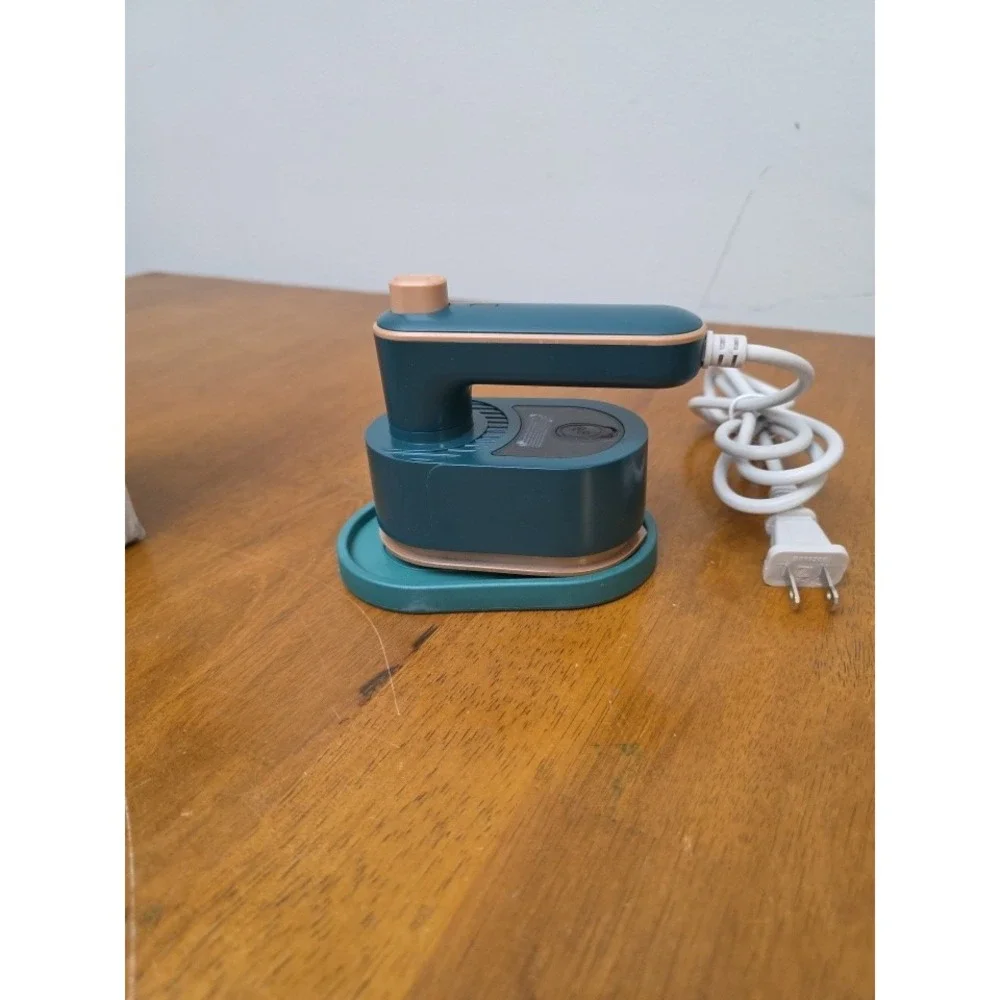 Mini Steam Iron Rapid Heating‎ Travel Iron Mini With Steam Foldable Rotatable